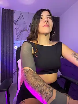 luccianagreyy online show from 04-30-26, 12:11