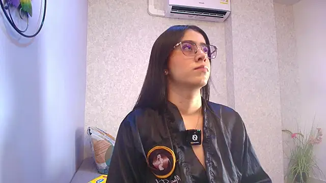 Amy wats0n online show from 12-18-25, 07:09