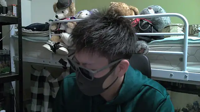 Owl1216 online show from 12-16-24, 01:54