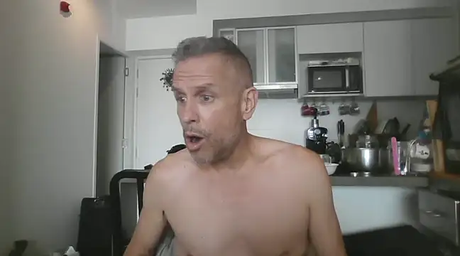 Snapshot of Diegoperrote682661 chatting on 12-17-24, 02:55 Diegoperrote682661 online show from 12-17-24, 02:55