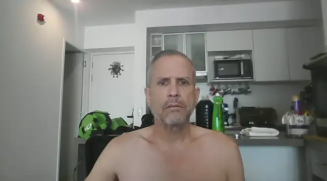 Snapshot of Diegoperrote682661 chatting on 12-18-24, 09:40 Diegoperrote682661 online show from 12-18-24, 09:40