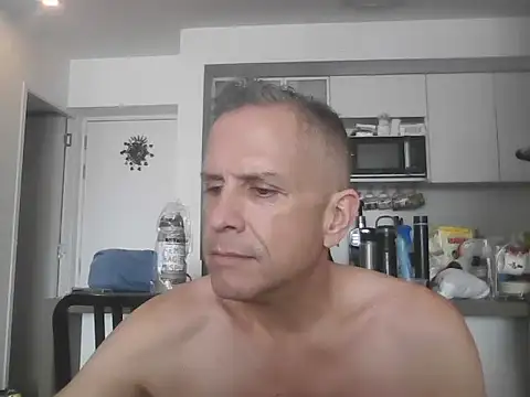 Snapshot of Diegoperrote682661 chatting on 09-18-25, 04:20 Diegoperrote682661 online show from 09-18-25, 04:20