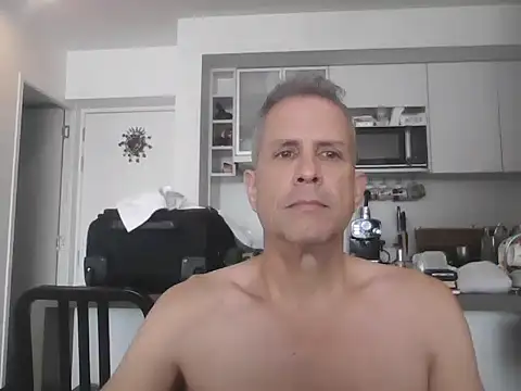 Snapshot of Diegoperrote682661 chatting on 10-17-25, 04:09 Diegoperrote682661 online show from 10-17-25, 04:09