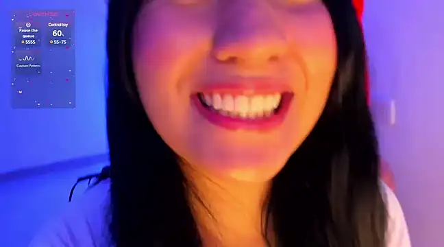 Snapshot of Alice_sunce chatting on 12-02-24, 07:25 Alice sunce online show from 12-02-24, 07:25