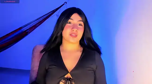 Snapshot of Alice_sunce chatting on 01-02-25, 06:40 Alice sunce online show from 01-02-25, 06:40