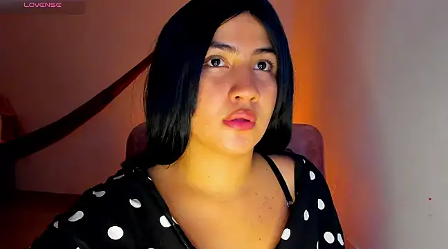 Snapshot of Alice_sunce chatting on 01-13-25, 08:26 Alice sunce online show from 01-13-25, 08:26