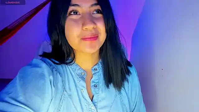 Snapshot of Alice_sunce chatting on 02-02-25, 05:53 Alice sunce online show from 02-02-25, 05:53