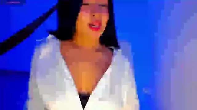 Snapshot of Alice_sunce chatting on 02-15-25, 03:20 Alice sunce online show from 02-15-25, 03:20