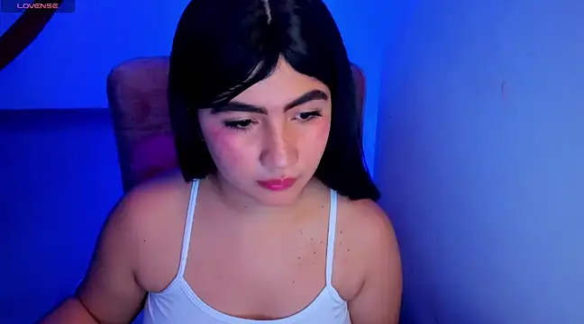 Snapshot of Alice_sunce chatting on 02-17-25, 03:15 Alice sunce online show from 02-17-25, 03:15