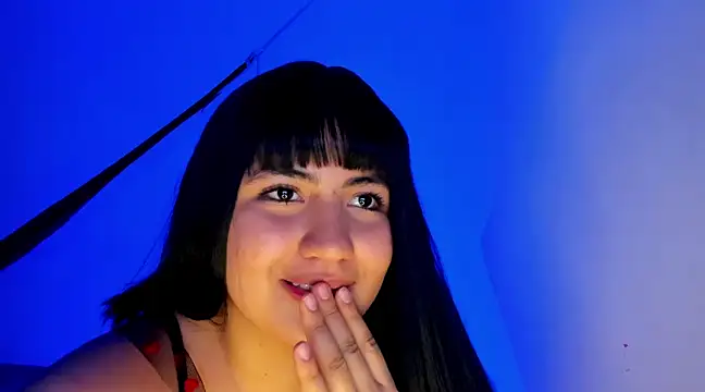 Snapshot of Alice_sunce chatting on 03-06-25, 01:37 Alice sunce online show from 03-06-25, 01:37