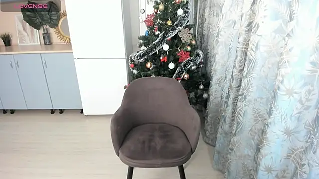 BettyBloom69 online show from 12-19-24, 07:40