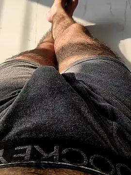 Snapshot of themostnaughtiestguyy chatting on 11-21-25, 02:54 themostnaughtiestguyy online show from 11-21-25, 02:54