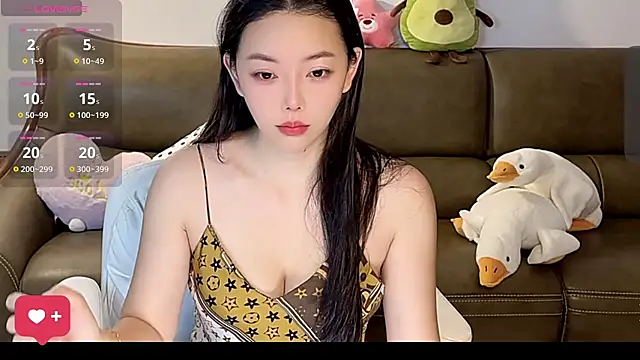 Yilin1999 online show from 04-12-26, 10:04