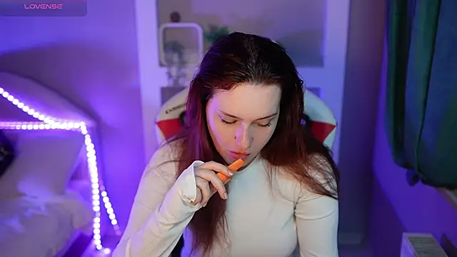 Snapshot of LisaElfy chatting on 02-13-26, 02:46 LisaElfy online show from 02-13-26, 02:46