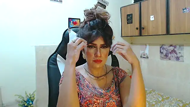 pareeti online show from 04-29-26, 05:17