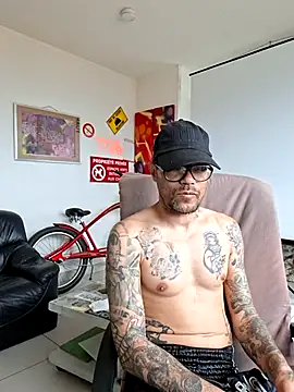 mileflav0r online show from 04-30-26, 09:37