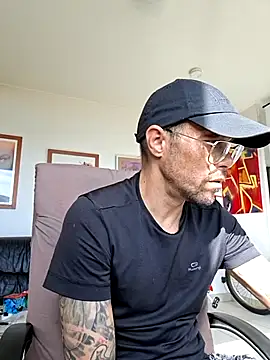 mileflav0r online show from 05-03-26, 07:58