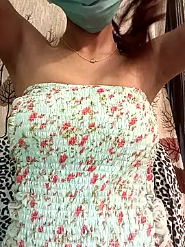 Snapshot of Miss-Sadhana chatting on 01-15-25, 08:09 Miss-Sadhana online show from 01-15-25, 08:09