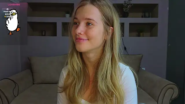 LinaCristonsen online show from 11-06-25, 03:24