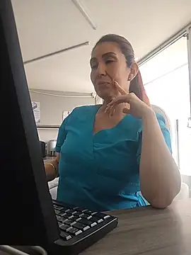 Perla Franco online show from 06-11-26, 06:28
