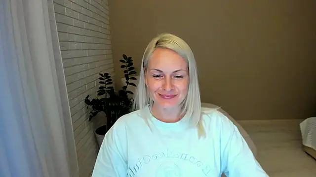 Alicee Gracee online show from 09-09-25, 03:33