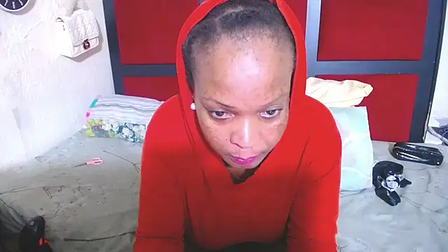 MaximTease24 online show from 04-26-26, 01:47