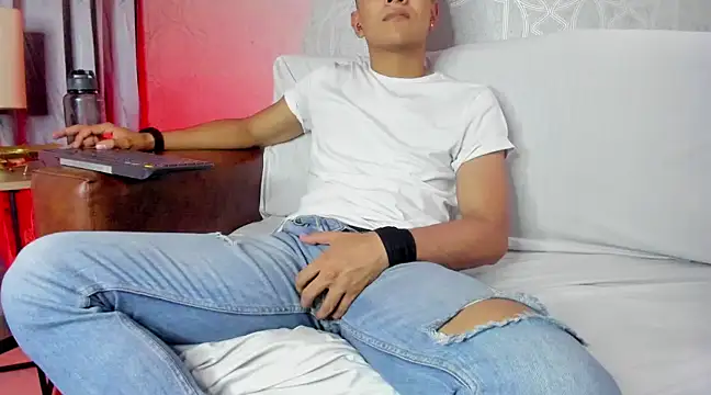 Lucii fer  online show from 02-23-25, 05:50