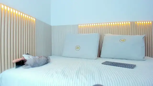 violetta becker online show from 03-10-26, 11:59