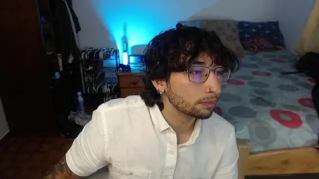 Snapshot of Dereck_Dickson chatting on 10-02-25, 01:23 Dereck Dickson online show from 10-02-25, 01:23