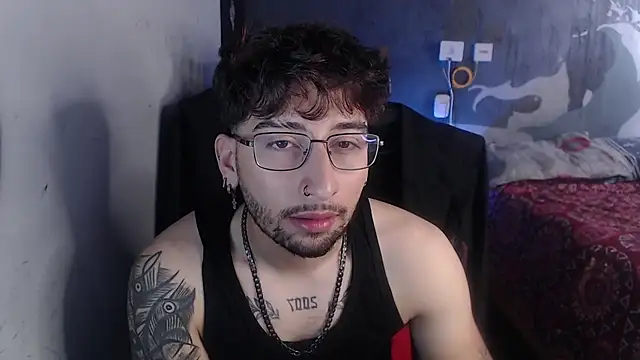 Snapshot of Dereck_Dickson chatting on 10-18-25, 04:41 Dereck Dickson online show from 10-18-25, 04:41