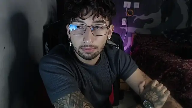 Snapshot of Dereck_Dickson chatting on 10-30-25, 10:54 Dereck Dickson online show from 10-30-25, 10:54