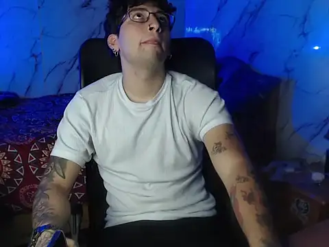 Snapshot of Dereck_Dickson chatting on 02-21-26, 01:06 Dereck Dickson online show from 02-21-26, 01:06