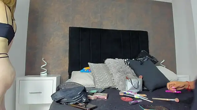 NaxaAndLexi  online show from 02-12-25, 01:06