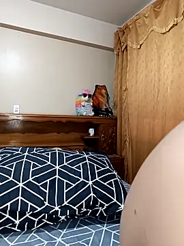 Lucy Chery online show from 09-12-25, 10:21