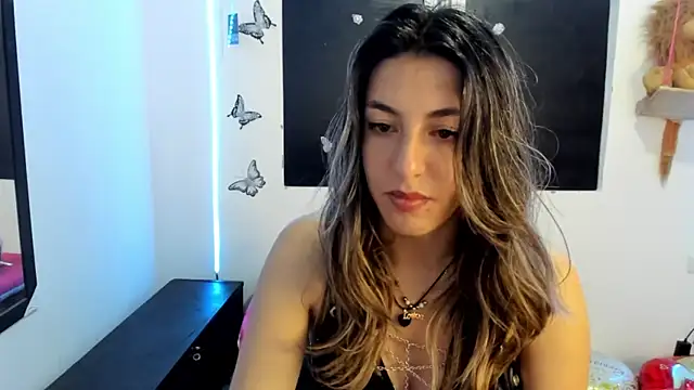 Snapshot of queen-natty chatting on 02-06-25, 07:45 queen-natty online show from 02-06-25, 07:45