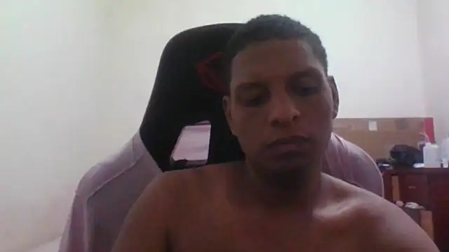 Daaniel593 online show from 04-25-26, 10:18