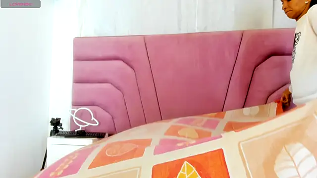 Snapshot of Brianrosex chatting on 11-10-25, 03:38 Brianrosex online show from 11-10-25, 03:38