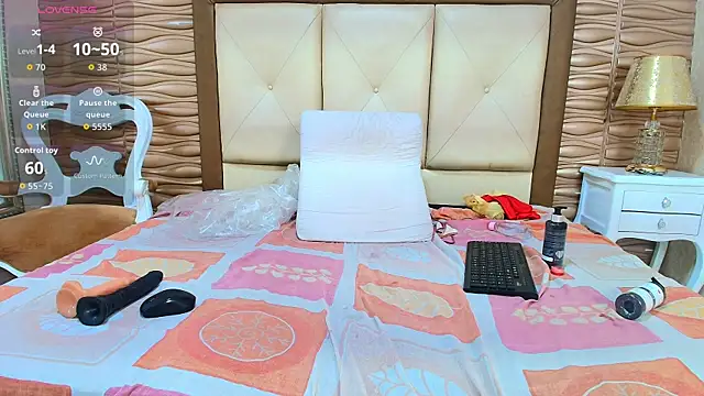 Snapshot of Brianrosex chatting on 02-20-26, 06:26 Brianrosex online show from 02-20-26, 06:26