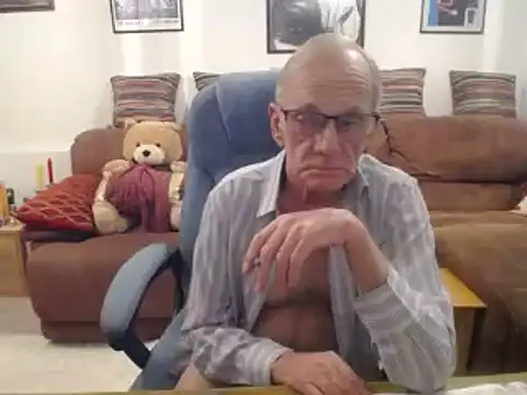 Snapshot of Ferret7777 chatting on 02-01-25, 08:37 Ferret7777 online show from 02-01-25, 08:37