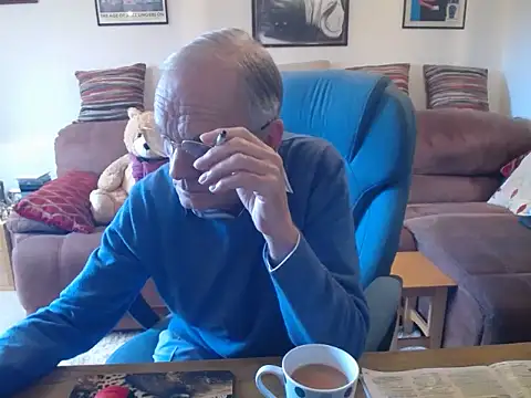 Ferret7777 online show from 10-20-25, 09:54