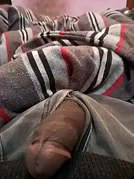 Snapshot of desicockblack chatting on 01-02-25, 02:02 desicockblack online show from 01-02-25, 02:02