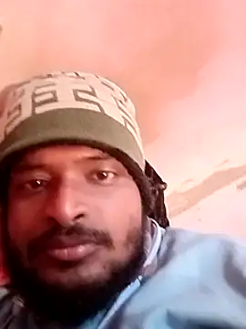 Snapshot of desicockblack chatting on 01-25-25, 06:35 desicockblack online show from 01-25-25, 06:35