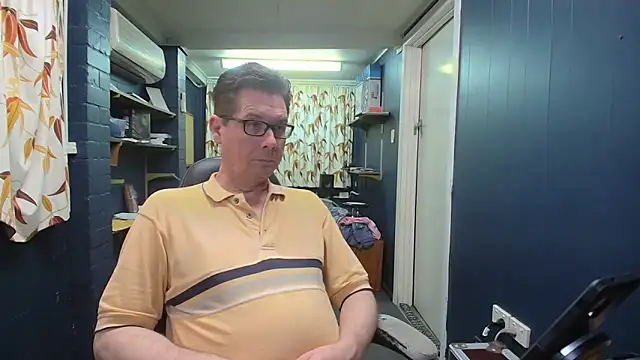 tilobinder online show from 10-26-25, 02:01