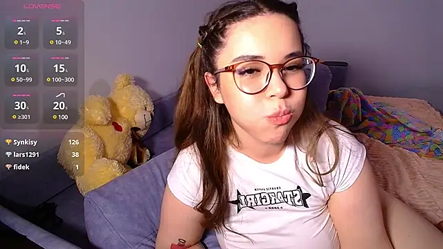 CutiePie3 online show from 01-25-25, 12:48