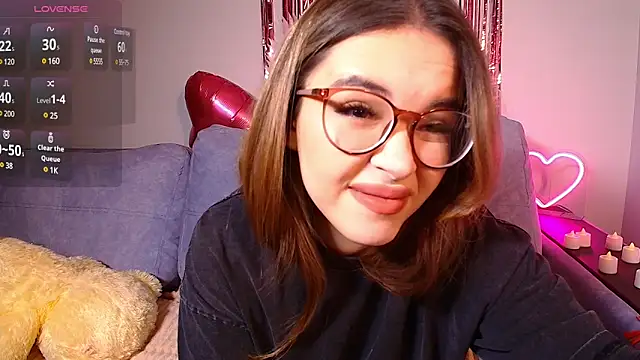 CutiePie3 online show from 02-14-25, 06:51