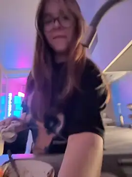 CutiePie3 online show from 09-14-25, 05:23