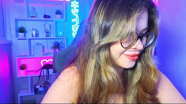 CutiePie3 online show from 10-05-25, 05:33