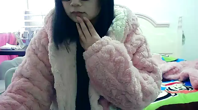 CN-Xiaoxi online show from 02-25-25, 12:14