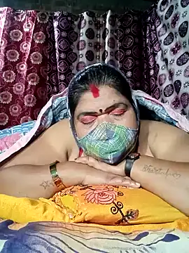 Snapshot of Hot_Falguni chatting on 01-14-25, 10:34 Hot Falguni online show from 01-14-25, 10:34