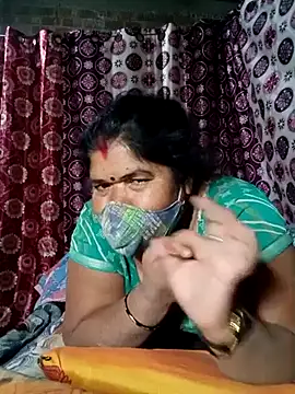 Snapshot of Hot_Falguni chatting on 02-07-25, 03:23 Hot Falguni online show from 02-07-25, 03:23